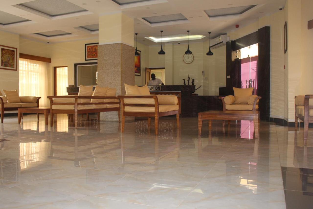 Prinias Hotel Kisumu Esterno foto