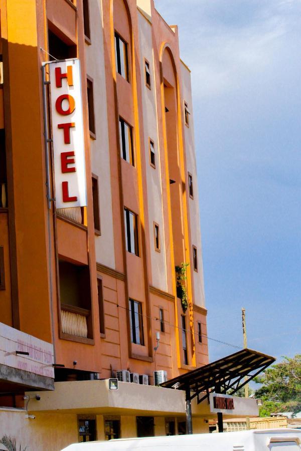 Prinias Hotel Kisumu Esterno foto