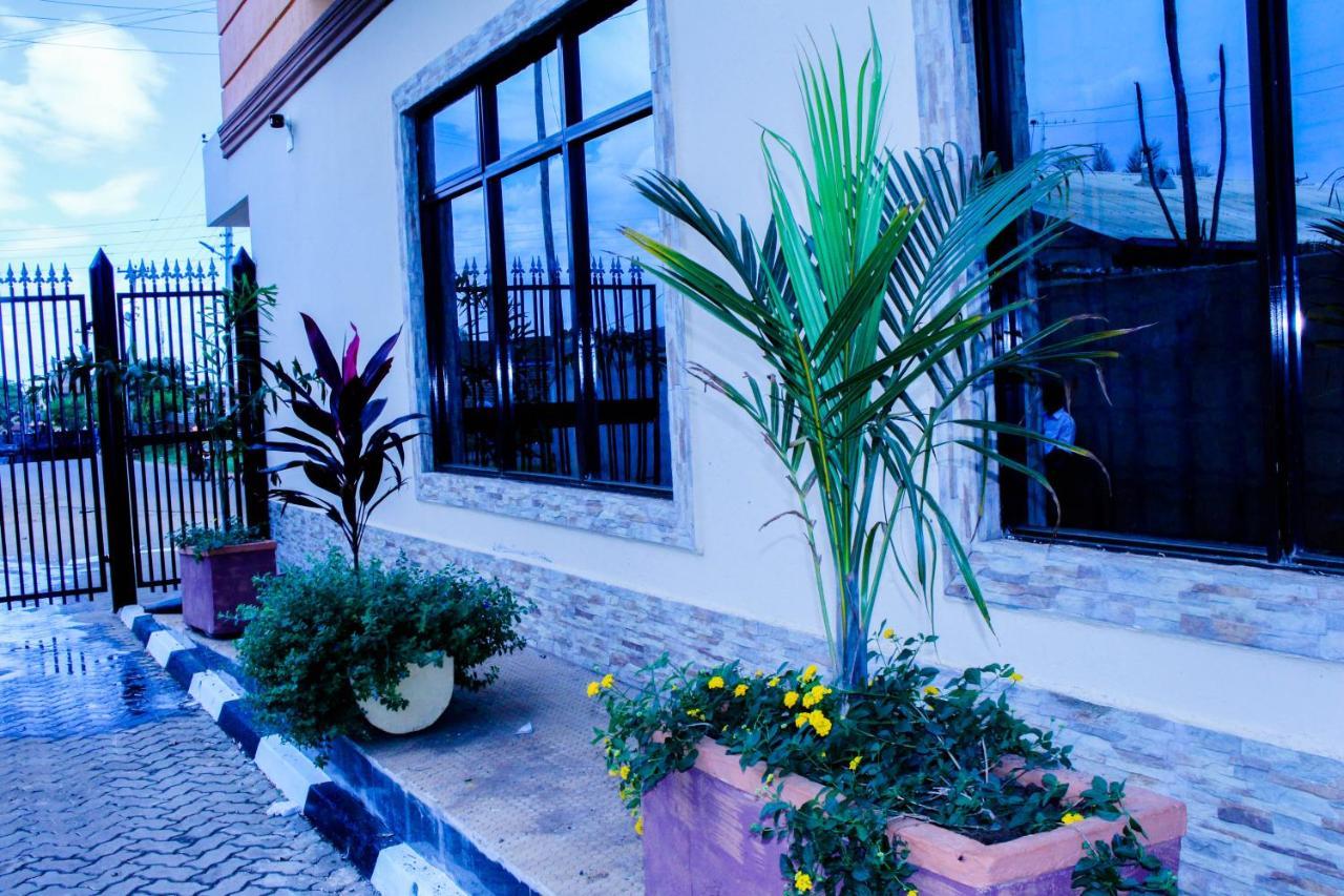 Prinias Hotel Kisumu Esterno foto