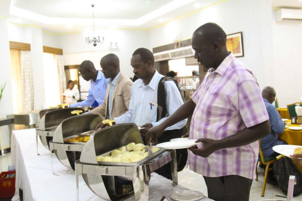 Prinias Hotel Kisumu Esterno foto