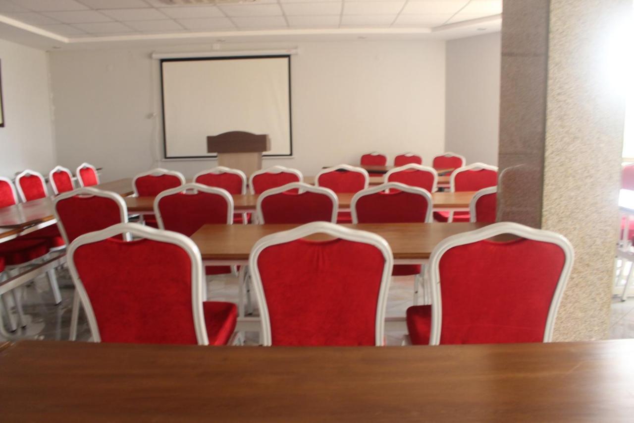 Prinias Hotel Kisumu Esterno foto